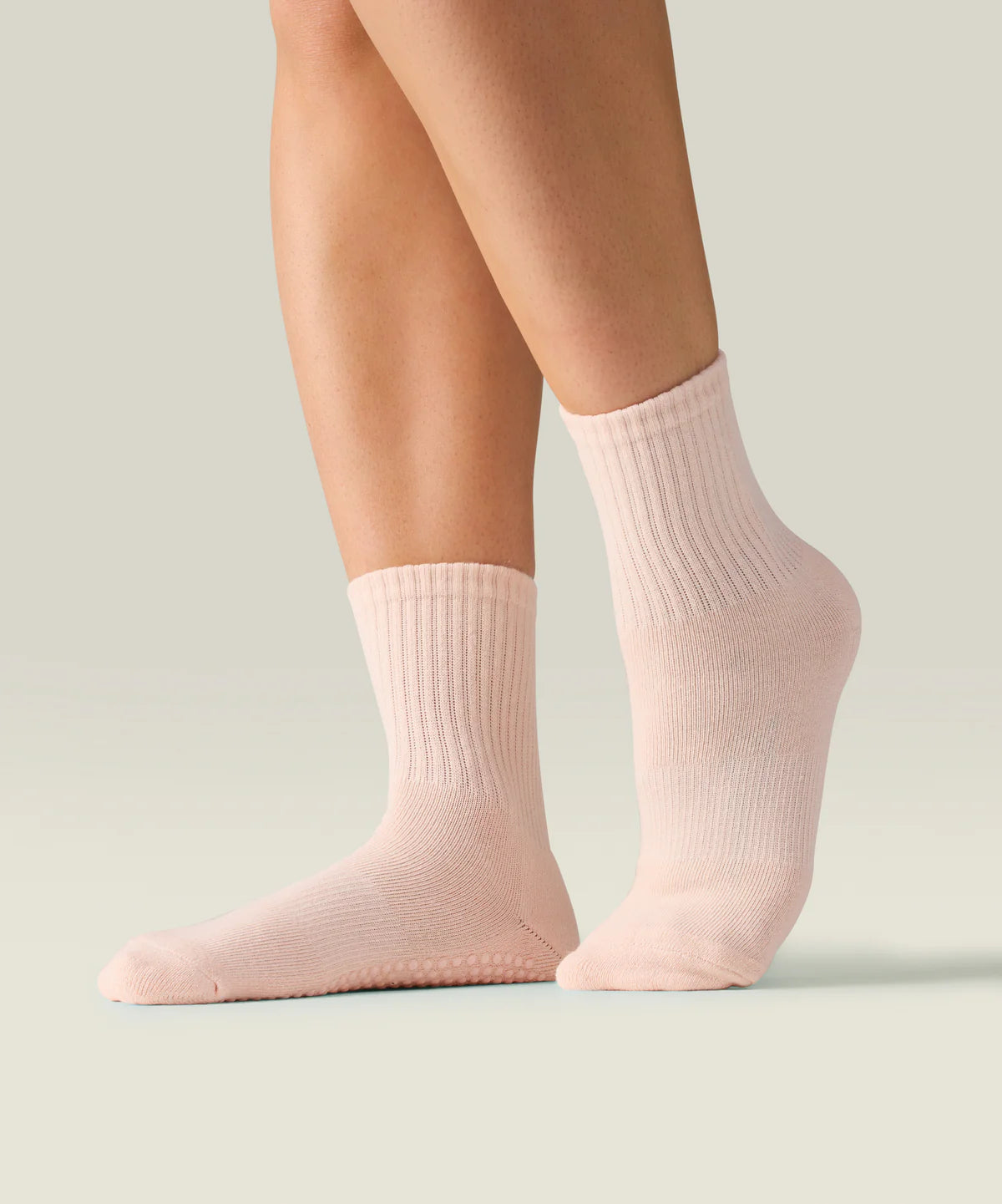[MoveActive] Crew Non Slip Grip Socks - Soft Pink