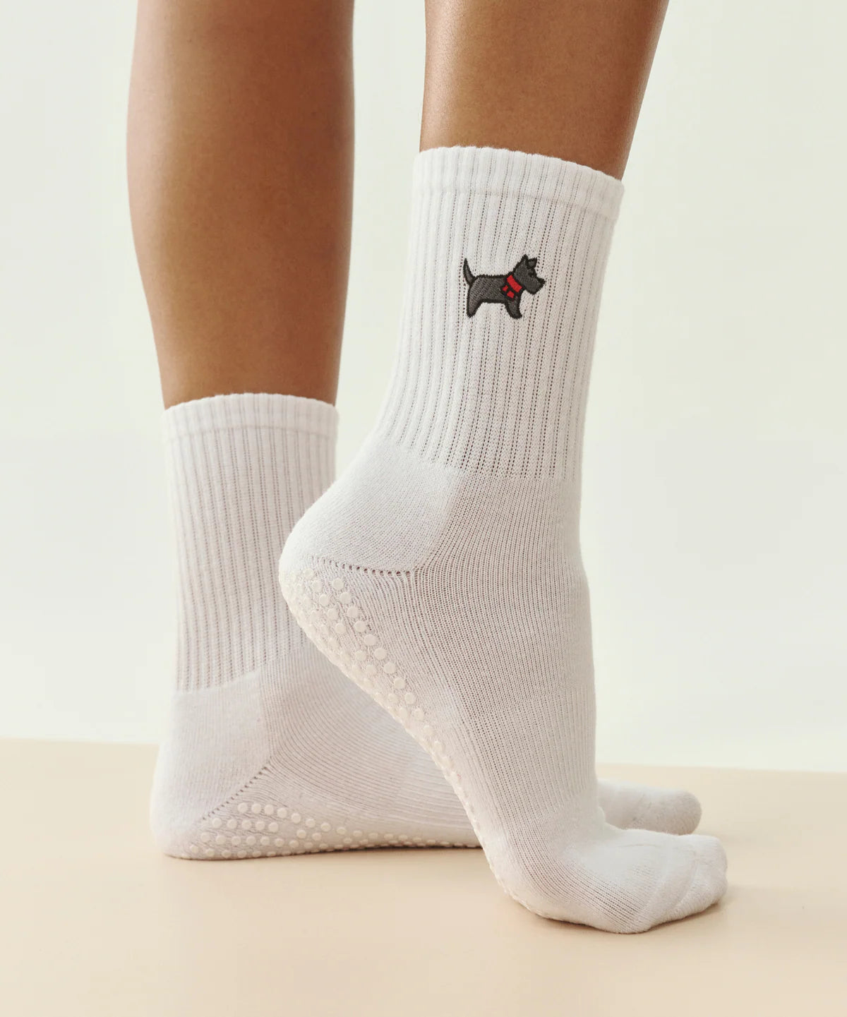 [MoveActive] Crew Non Slip Grip Socks - Cosy Pup Ivory