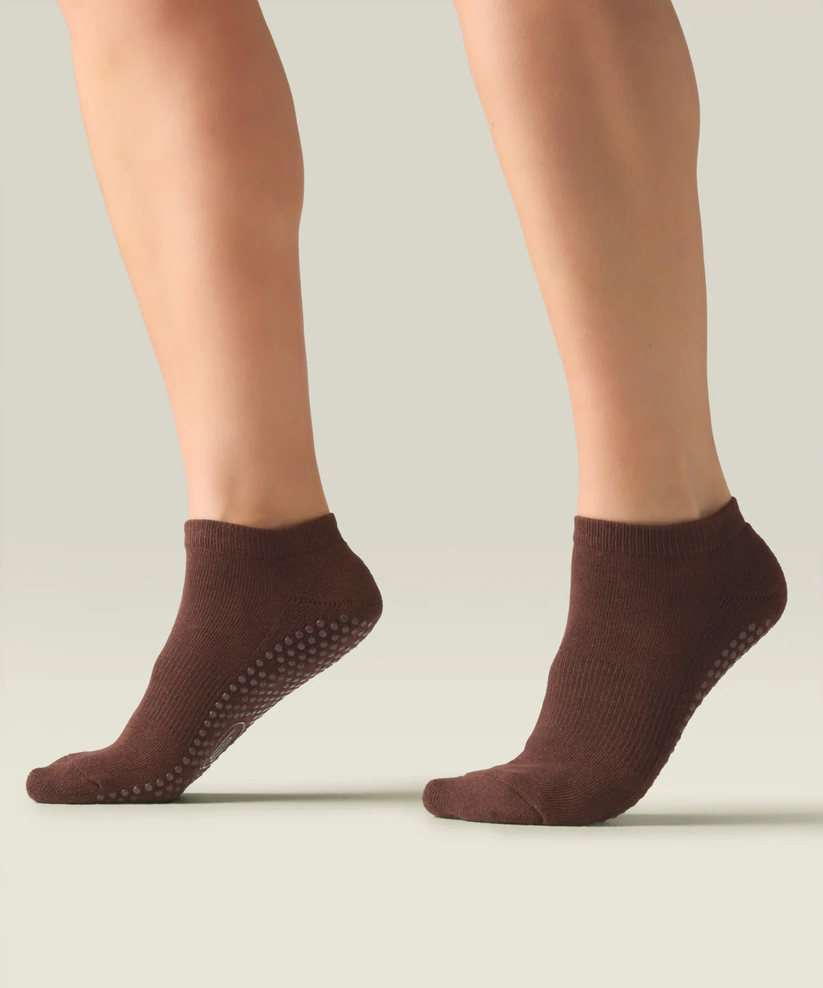 [MoveActive] Classic Low Rise Ankle Grip Socks - Espresso