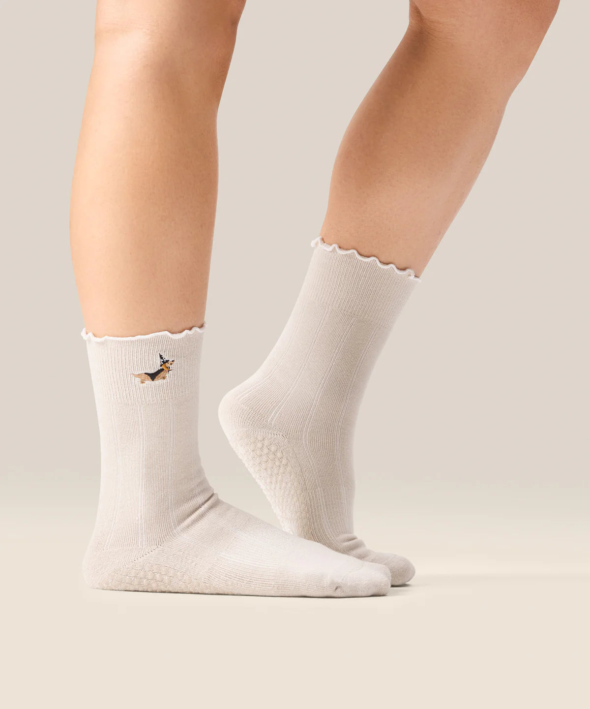 [MoveActive] Crew Non Slip Grip Socks - Wicked Weenie Frill